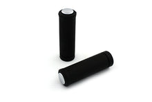 Load image into Gallery viewer, Replica Stock Style Grip Set&lt;br  /&gt;&lt;span class=&quot;skuNo&quot;&gt;28-0601&lt;/span&gt;&lt;br /&gt;&lt;span class=&quot;titleYears&quot;&gt;FX 1974-84  • FL 1974-84  • XL 1974-81  • FLT 1979-81 &lt;/span&gt;

